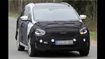 Kia Rondo als Erlkönig