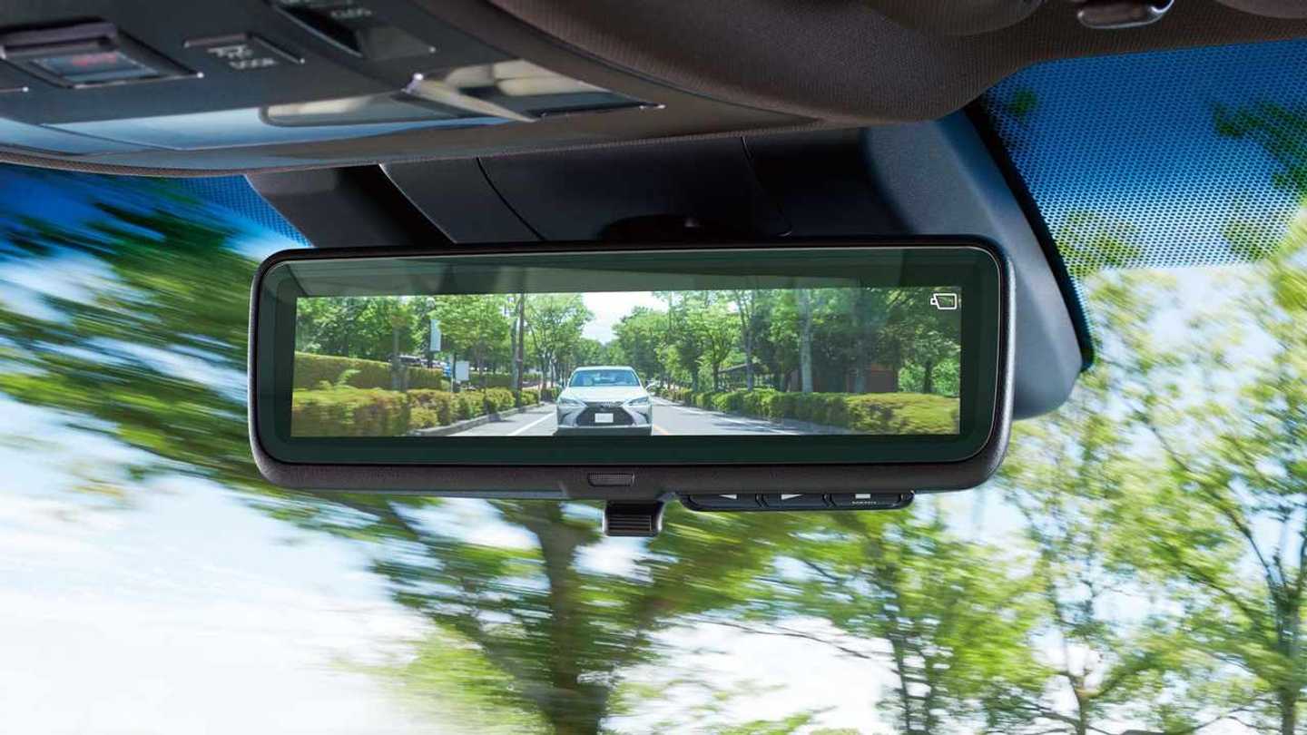 Lexus ES For Japan Is First Production Car With Digital Mirrors