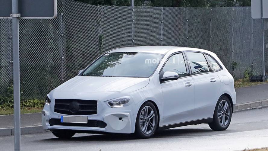 2019 Mercedes B-Class spy photo