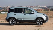 Fiat Panda Cross Hybrid Launch Edition prueba lateral