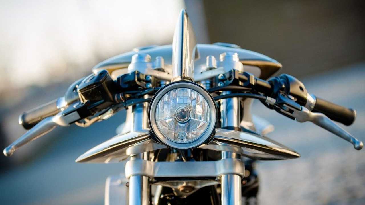BAR!STA: Harley-Davidson Sportster 1200 - Front