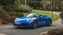 Premier essai de la Porsche 911 Carrera T Cabriolet 2025