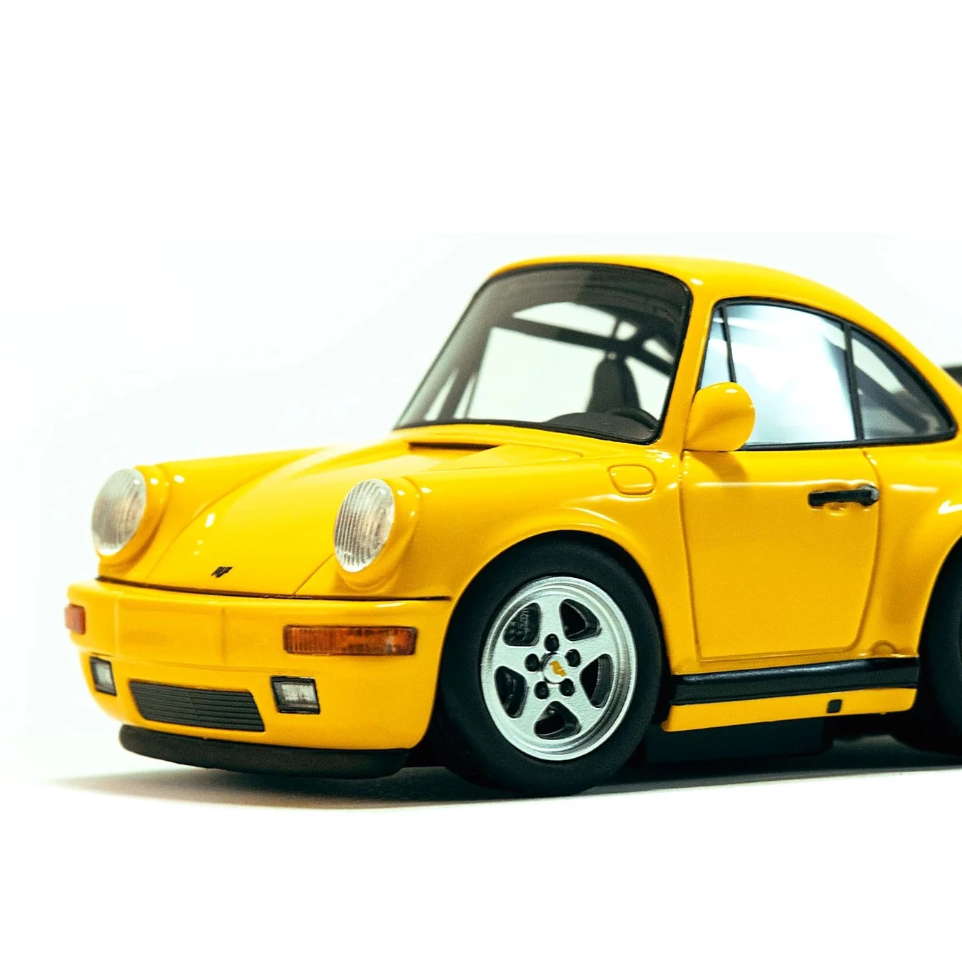 ルパン四世様 リクエスト確認用　 ポルシェ　ベース　RUF CTR ミニカー黄色 ルパン四世様 リクエスト確認用 ポルシェ ベース RUF CTR ミニカー黄色
