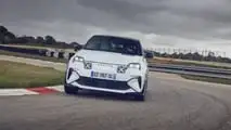 Alpine A290 (2025), la prova su strada e in pista