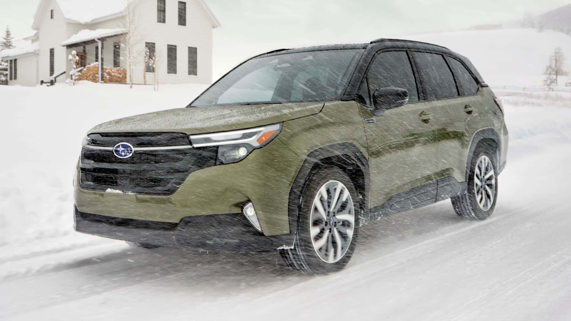 https://cdn.motor1.com/images/mgl/Rq2p2P/s1/2025-subaru-forester-hybrid.jpg