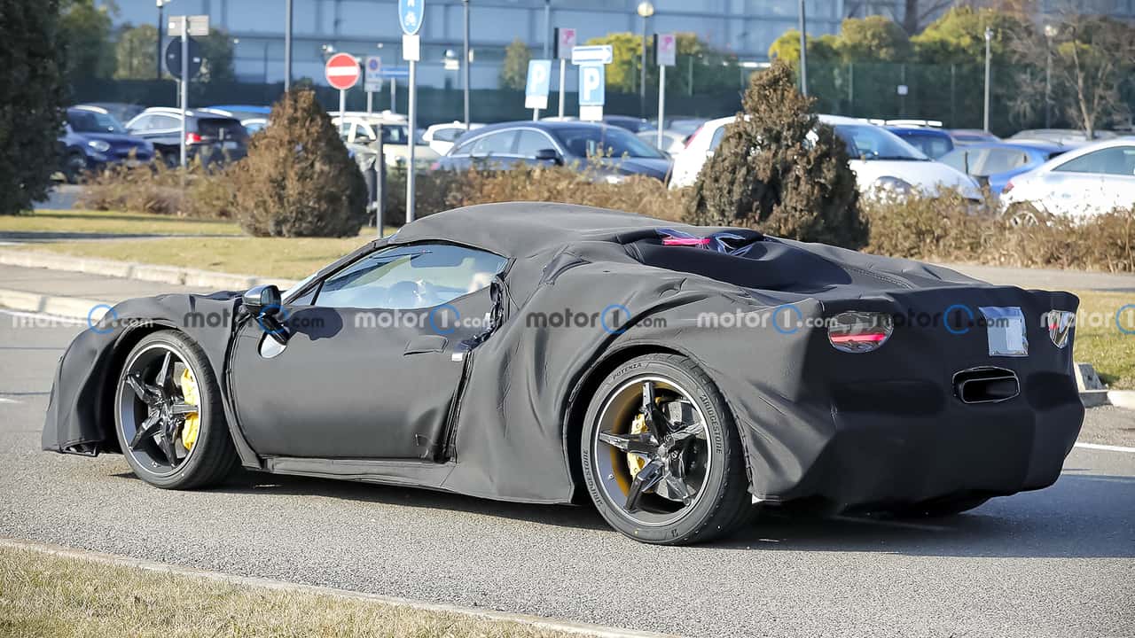 Ferrari 296 VS (2025) Erlkönig