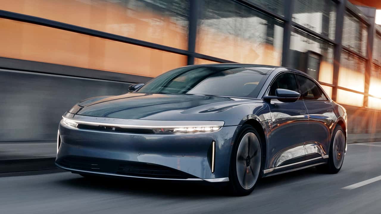 Lucid Air Pure (2024)