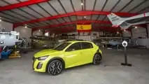 Presentación del  nuevo Peugeot E-208 en el 40º aniversario del 205