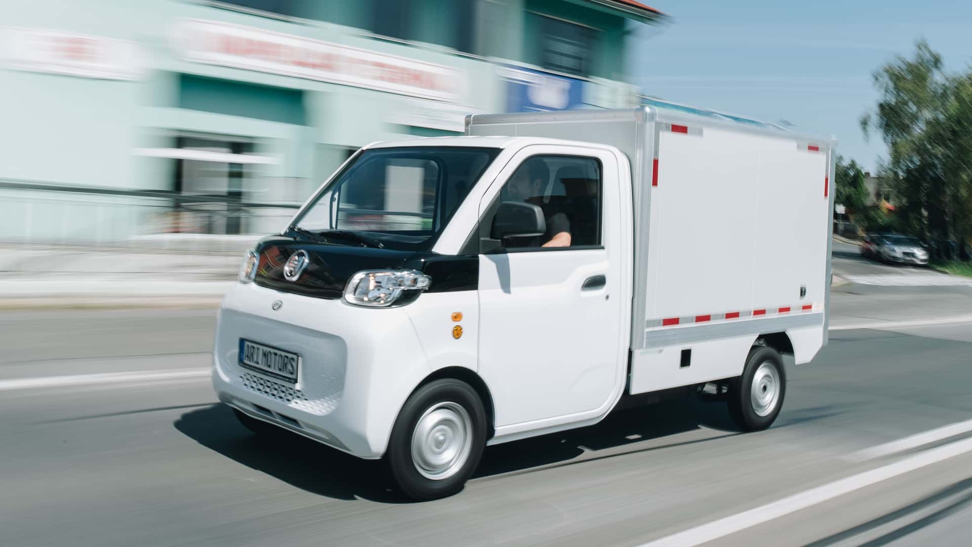 Ari-458-Pro-Neue-Version-des-Elektro-Leichttransporters