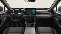 Toyota RAV4 2025, gli interni