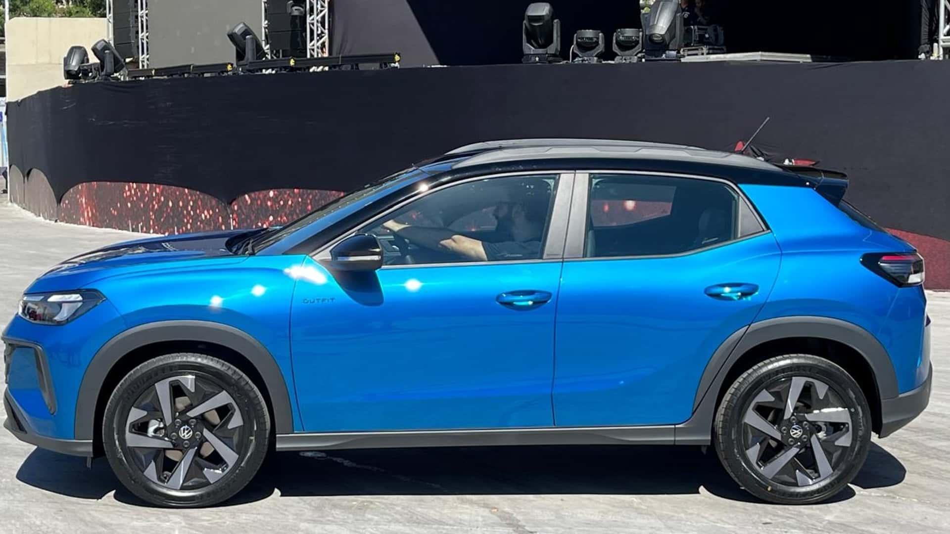 https://cdn.motor1.com/images/mgl/RqKqZw/s1/volkswagen-tera-ao-vivo-no-sambodromo-15.jpg