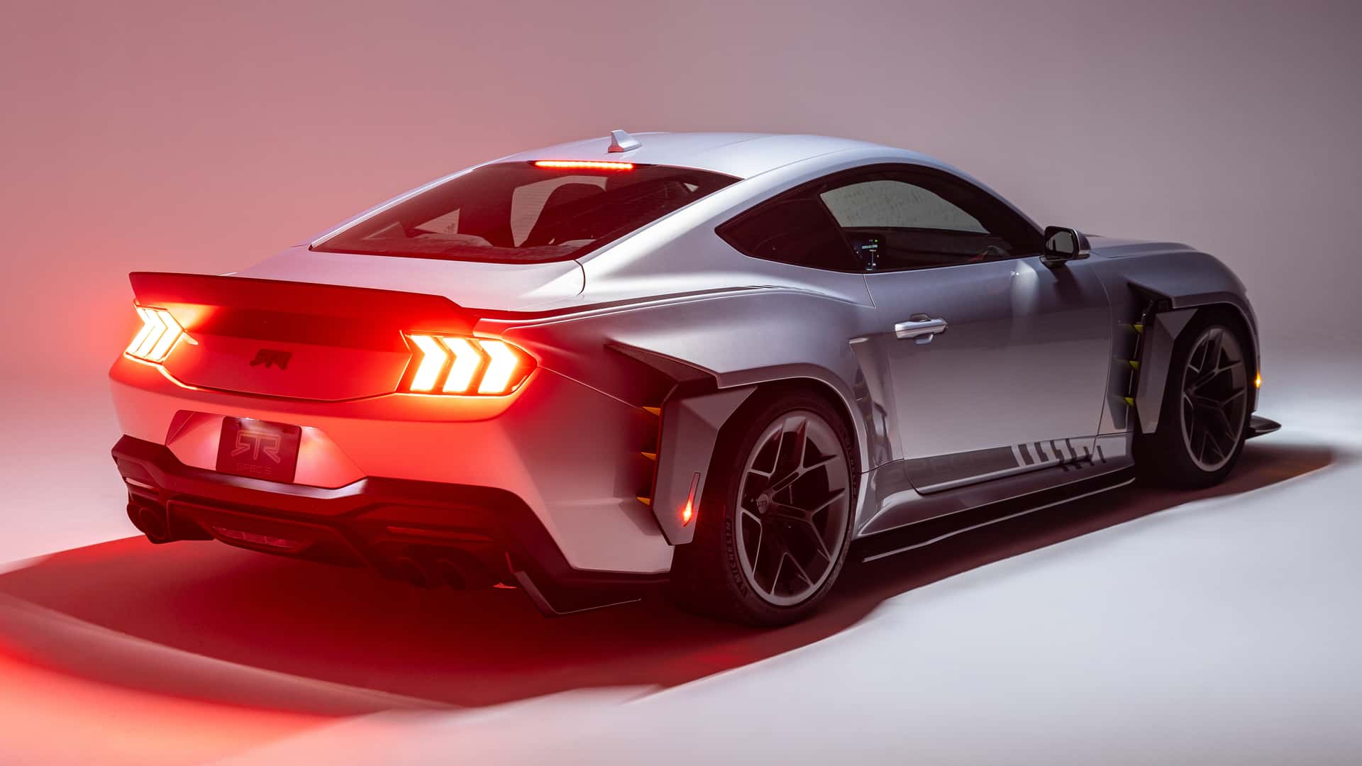 2026-ford-mustang-rtr-spec-5-rea-3-4.jpg