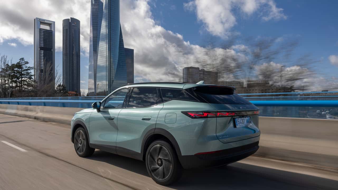 Omoda 7 SHS, el SUV PHEV compacto con un precio y equipamiento rompedor
