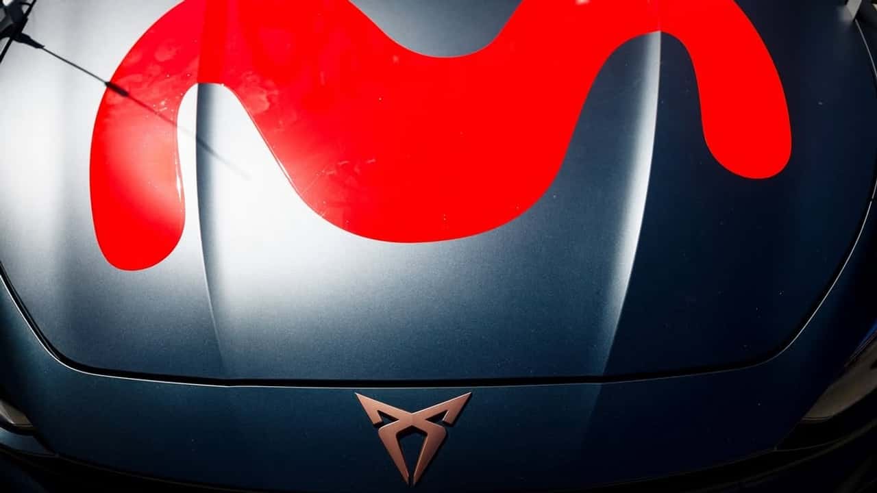CUPRA se viste de rojo por un buen motivo