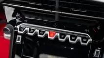 Avaliação do Peugeot E-208 GTi (2026)