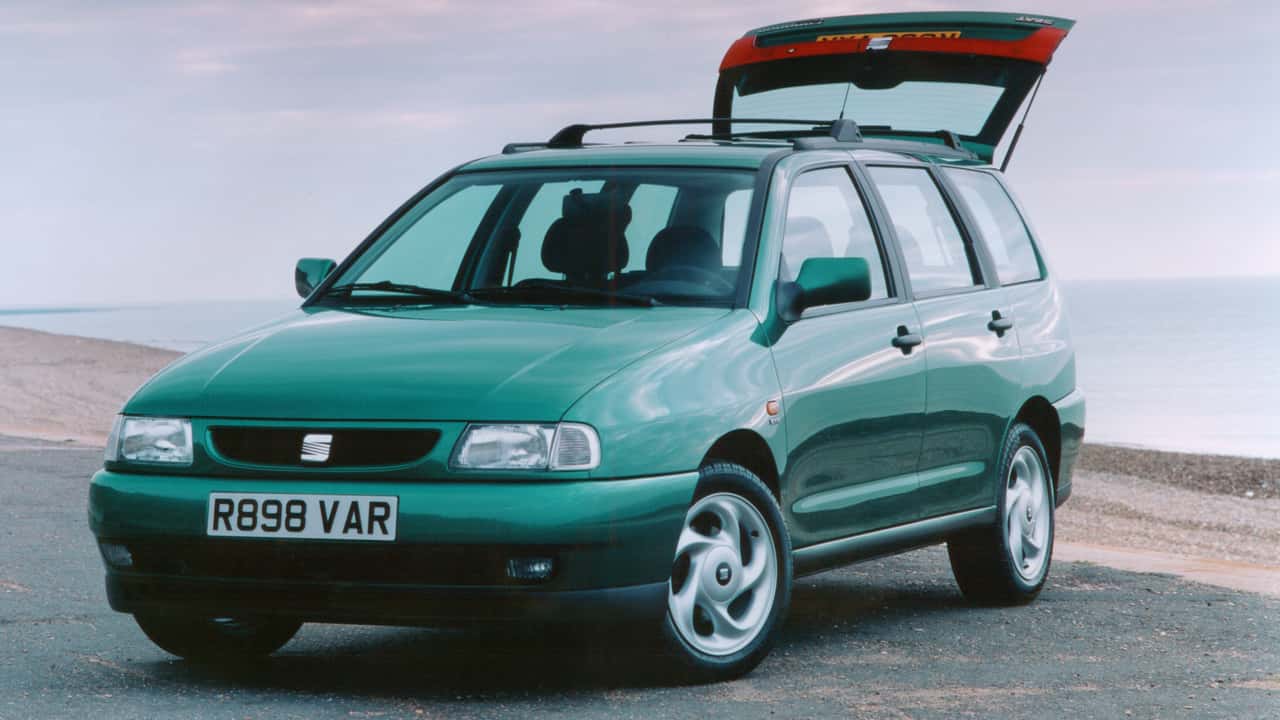 <p><em>1997 SEAT Cordoba Vario</em></p>