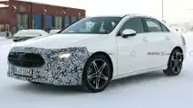 Foto spia - Mercedes Classe A sedan restyling