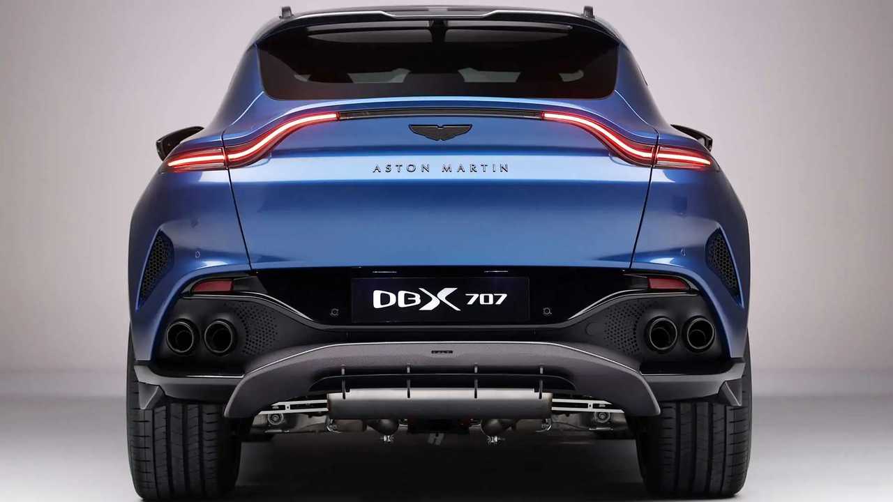 Vue arrière de l'Aston Martin DBX707