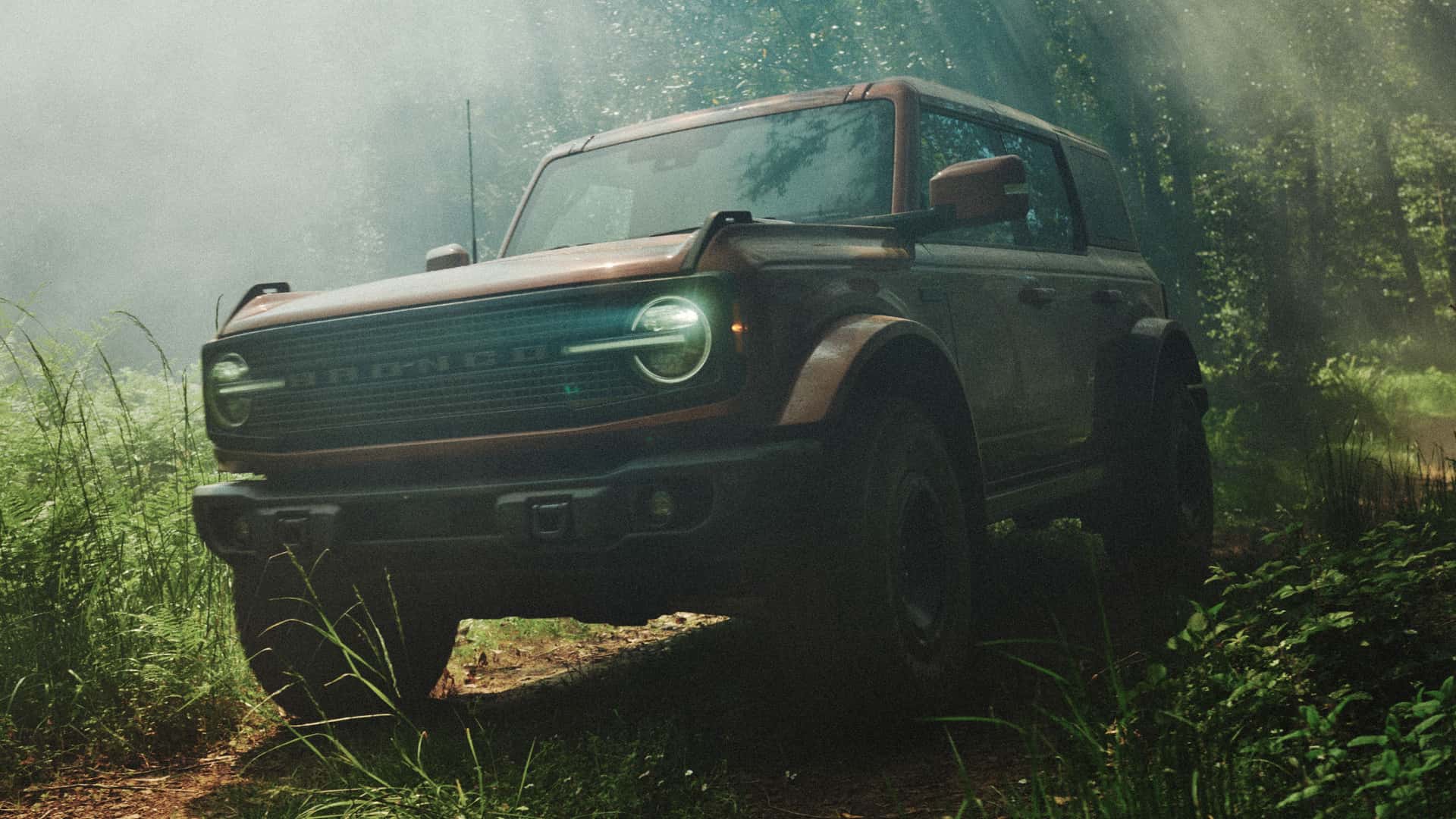https://cdn.motor1.com/images/mgl/Rqk7nm/s1/2027-ford-bronco-filson-first-edition.jpg