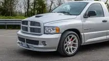 Dodge Ram SRT-10 (2004), la prova di Motor1.com