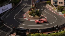 Il prototipo della Jaguar Type 01 su strada a Monaco