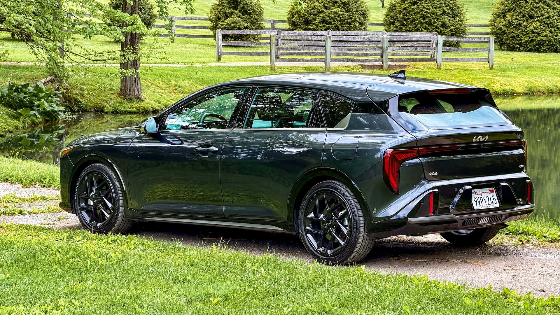 https://cdn.motor1.com/images/mgl/RqkeYr/s1/2026-kia-k4-hatchback-review.jpg