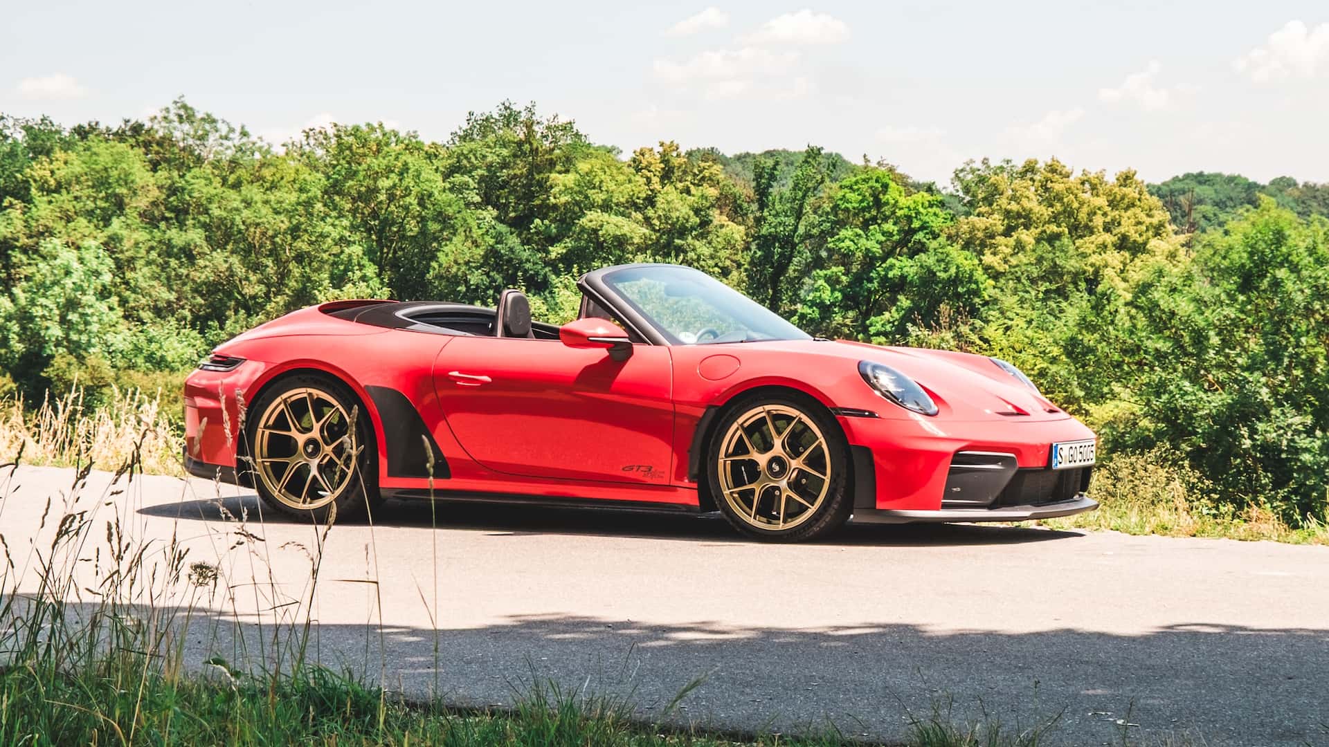 https://cdn.motor1.com/images/mgl/RqkobA/s1/2027-porsche-911-gt3-s-c-first-drive-review.jpg
