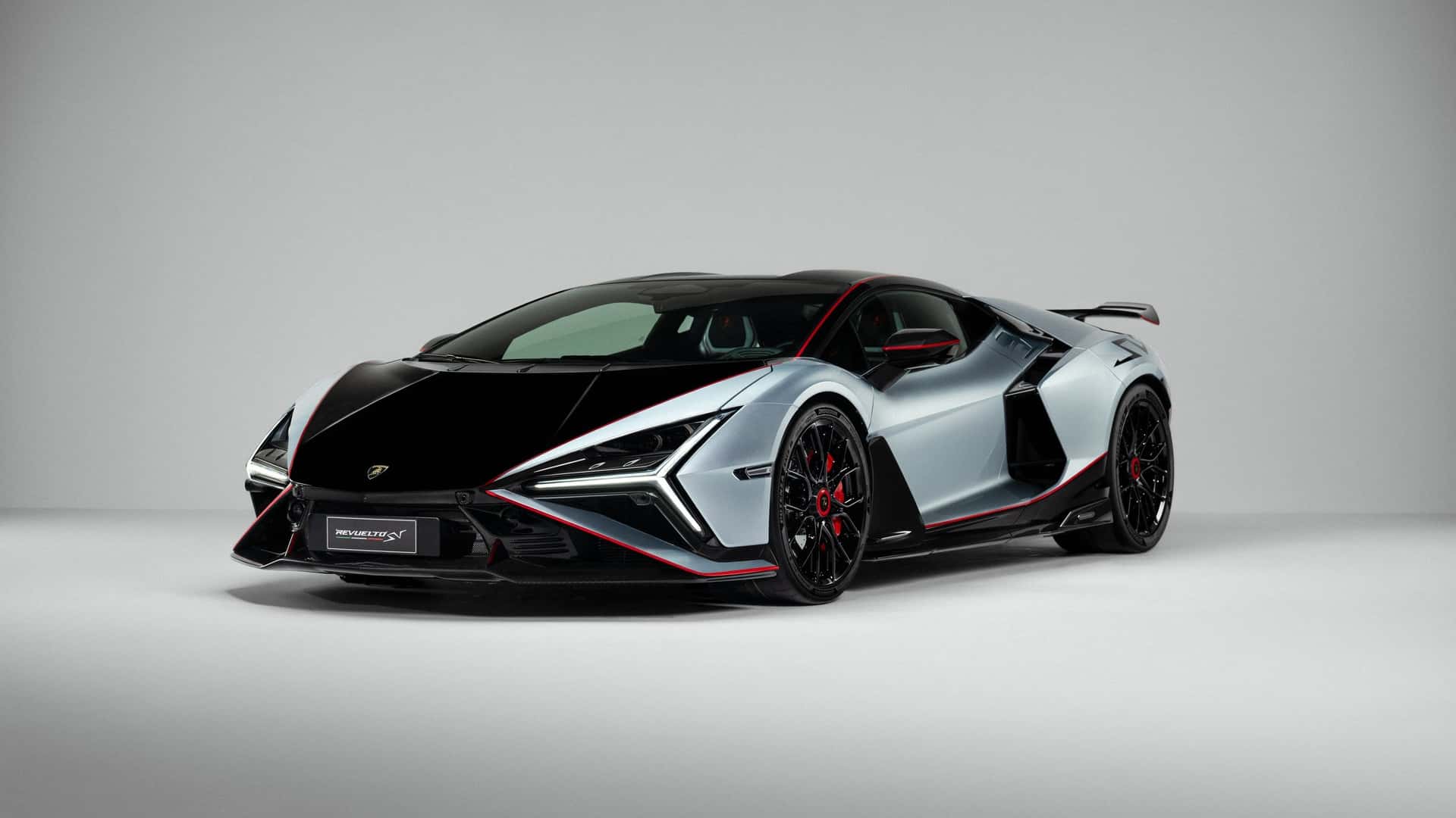 Lamborghini Revuelto SV Revealed: 1,050HP V12 Hybrid Track Monster