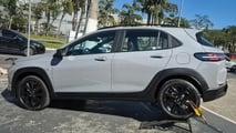 M1 nas lojas: Chevrolet Sonic 1.0T AT6 RS 2027