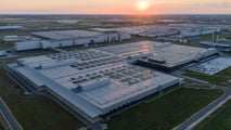 Produktionsstart der elektrischen Mercedes C-Klasse in Kecskemét