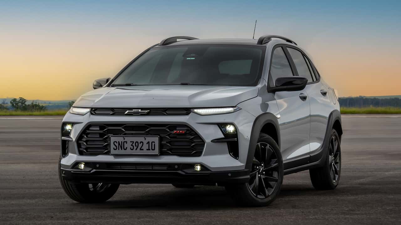 Chevrolet Sonic chega em maio para brigar com Nivus