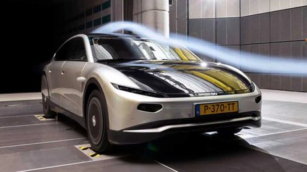 У Mercedes EQS отняли титул самого аэродинамичного автомобиля Lightyear 0 Wind Tunnel Test