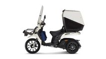 The Piaggio MyMover Is A Cute Delivery Three-Wheeled Moped