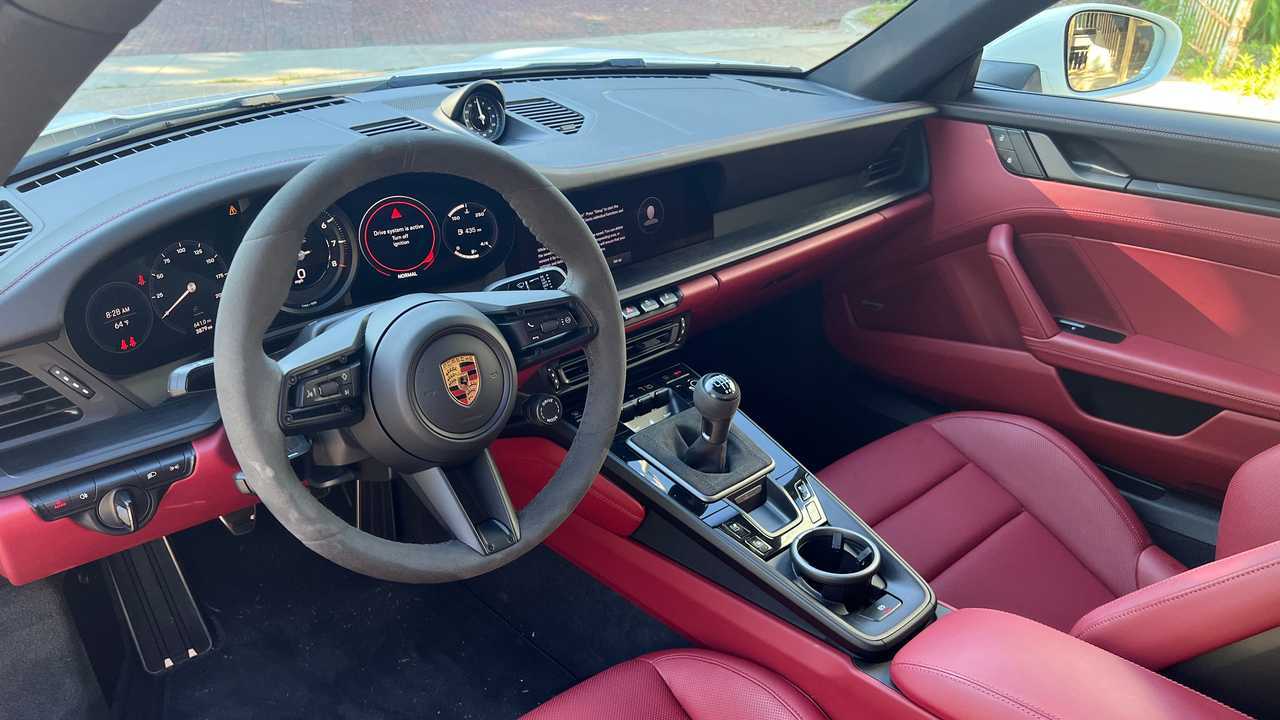Porsche 911 2022 Interior