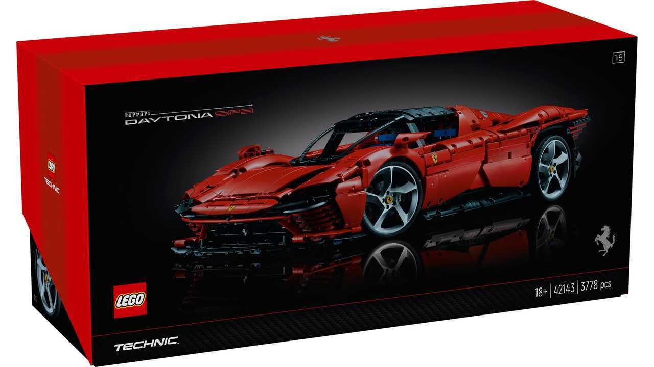 Ferrari Daytona SP3 de Lego Technic