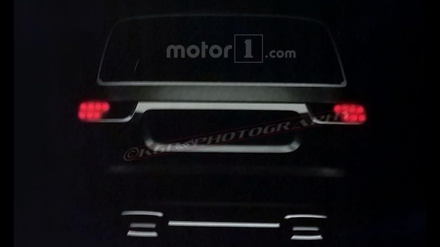 2019 Jeep Grand Wagoneer spy photos