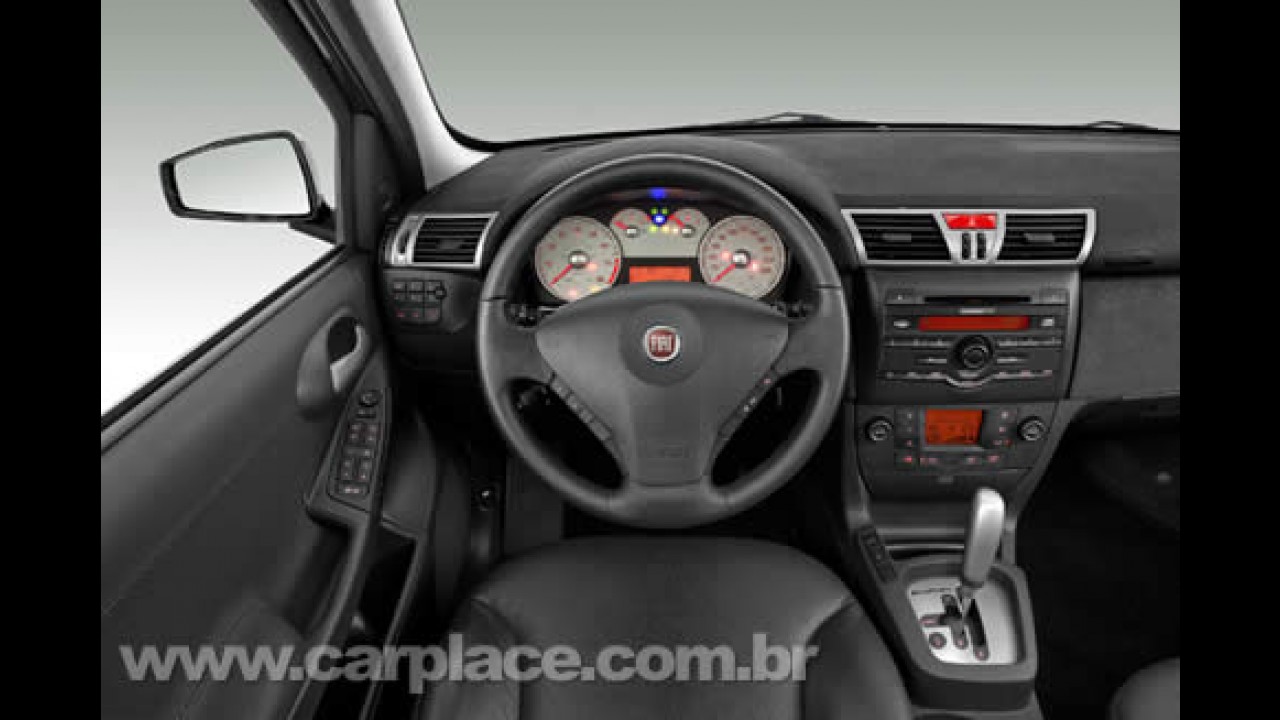 Fiat lança Stilo Blackmotion com câmbio Dualogic e teto solar por R$ 65.900