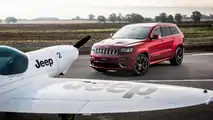 Jeep Grand Cherokee SRT vs Plane