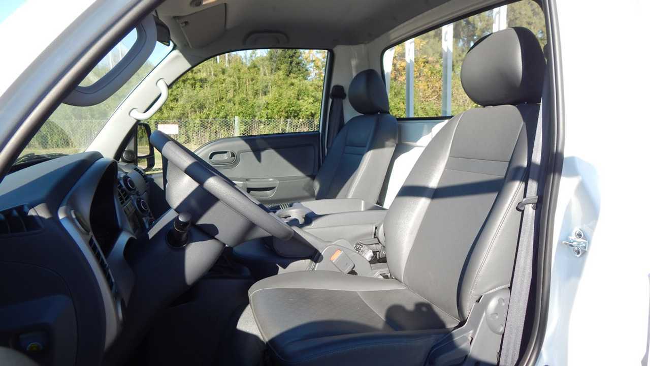 Frente a frente: Hyundai H100 y Kia K2500