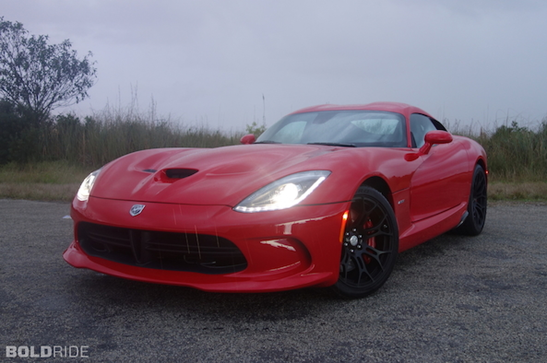2014 SRT Viper GTS Review: A Supercar That Defies Commonality