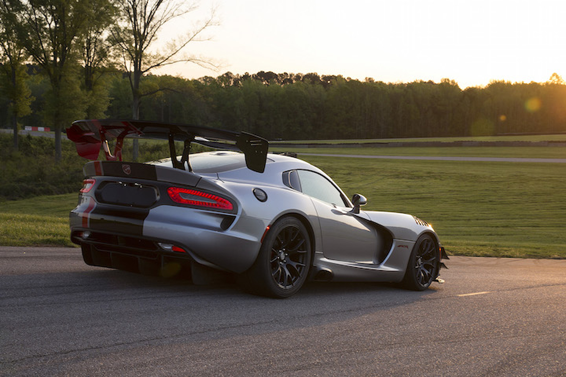 Nürburgring Speed Limit Lifted—Will the Dodge Viper Reclaim its Throne?