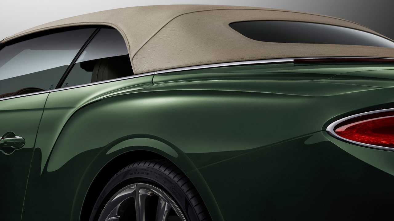 Bentley Continental GT Convertible con techo de tela