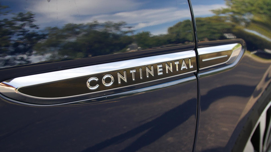 2017 Lincoln Continental: Review