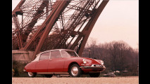 Citroën DS am Eiffelturm