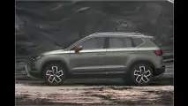 SUV auf dem Offroad-Trip