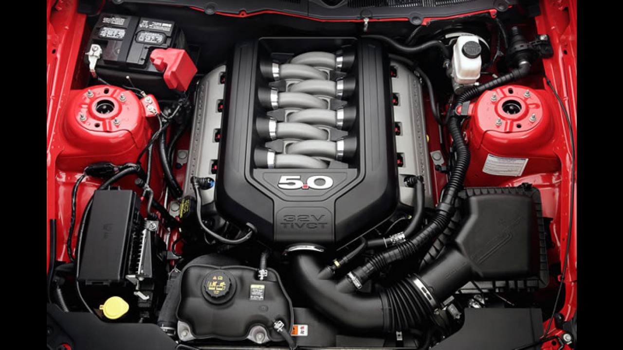 Ford revela o Novo Mustang GT 2011 com motor V8 5.0 de 417cv - Veja fotos em alta resolução
