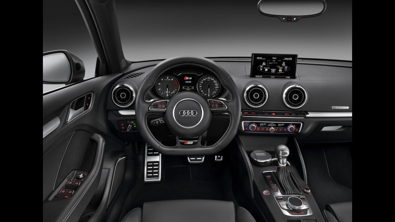 Audi S3 Sportback 2014: 300 cv e 0 a 100 km/h em 5 segundos!
