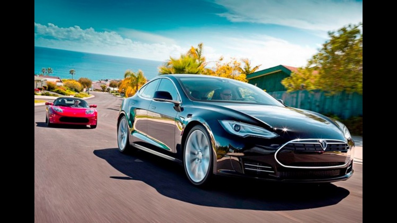 Tesla anuncia que lançará sedã e crossover menores até 2017