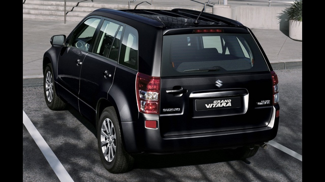 Grand Vitara 2015 chega com novas versões e preços a partir de R$ 78.490