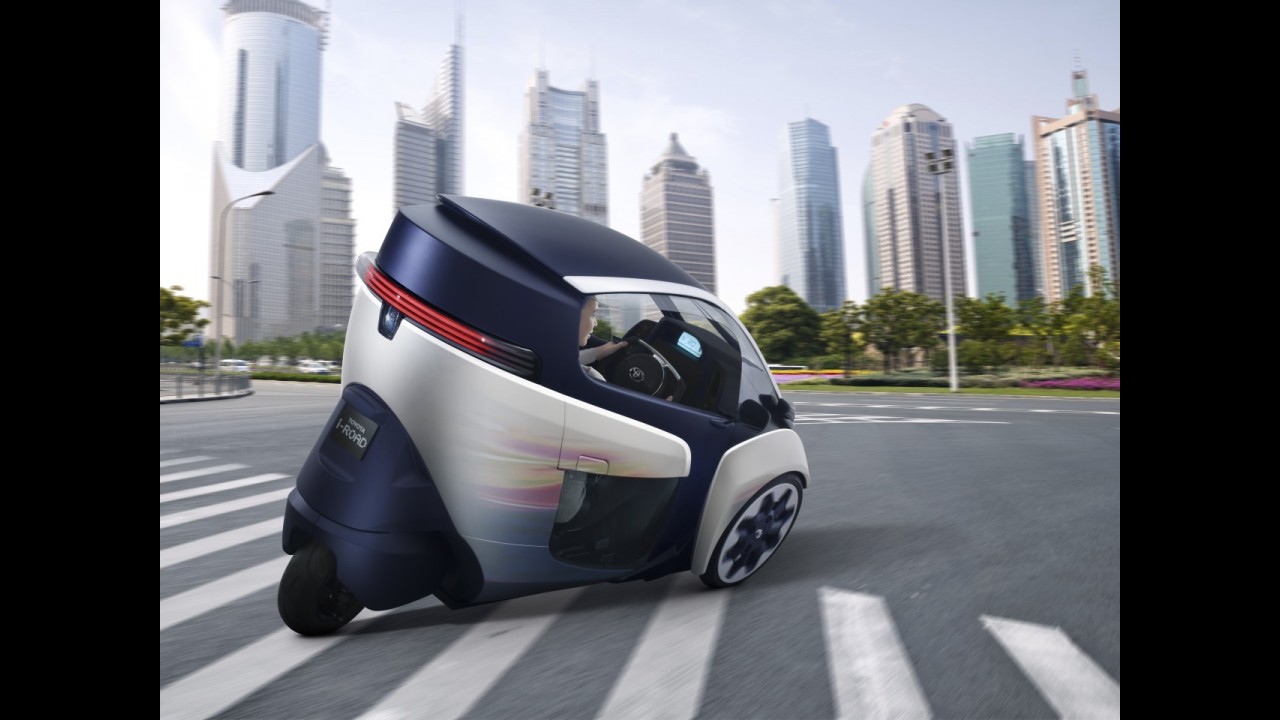 Toyota i-Road Concept é resposta japonesa ao Renault Twizy